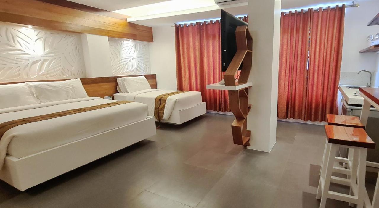 The Paragon Boracay Suites Manoc-Manoc Exterior photo