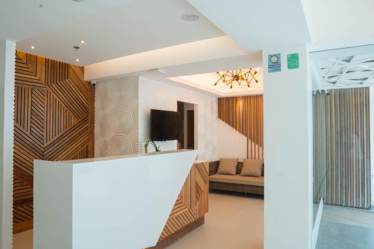 The Paragon Boracay Suites Manoc-Manoc Exterior photo