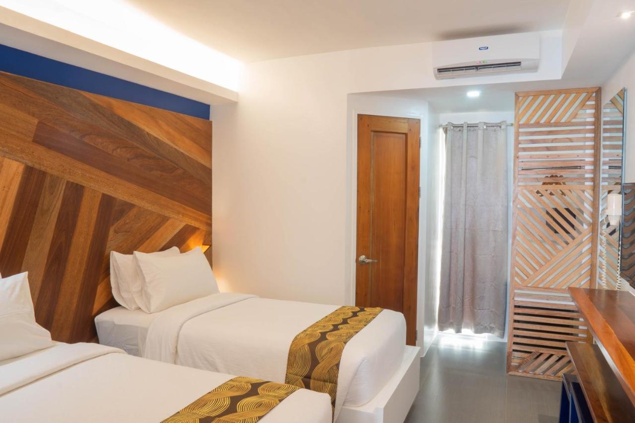 The Paragon Boracay Suites Manoc-Manoc Exterior photo